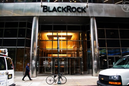 BlackRock's iShares Bitcoin Trust Surpasses 100,000 BTC Milestone