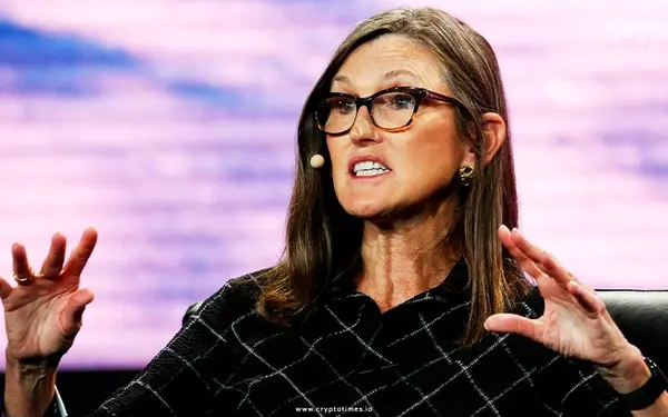 Cathie Wood's Ark Invest Drops $4M More In Coinbase Sell-Off