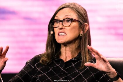 Cathie Wood Dumped $13.5M Worth of Coinbase Shares Amid Rally