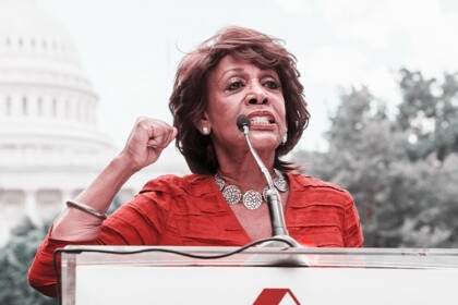 Maxine Waters Urges SBF to Attend the December 13 Hearing