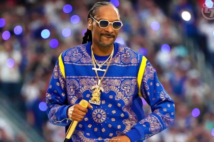 Snoop Dogg Tussles With Twitter's Blue Verification Policy.