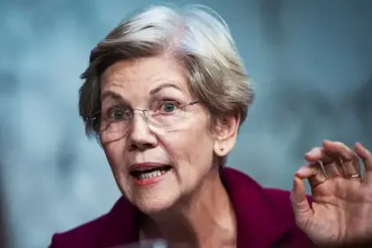 US Banking Group Backs Sen. Warren's Crypto Bill