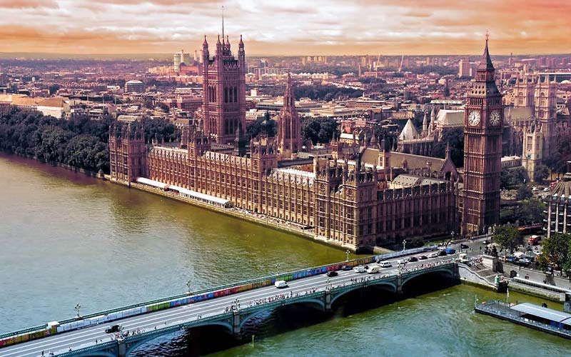 Uk Adopts Blockchain Technology To Store Documents