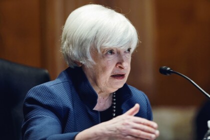 Yellen Sees Crypto as a ‘Very Risky’ Option for Retirement Plans