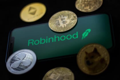 Robinhood Soars on Crypto Rally, Analysts Predict Further Growth
