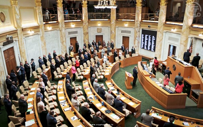 Arkansas State House Passes Bills To Regulate Crypto Mining