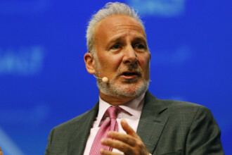 Peter Schiff Blames US Gov and Fed for Inflation