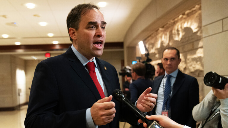 Rep. Nickel Urges SEC