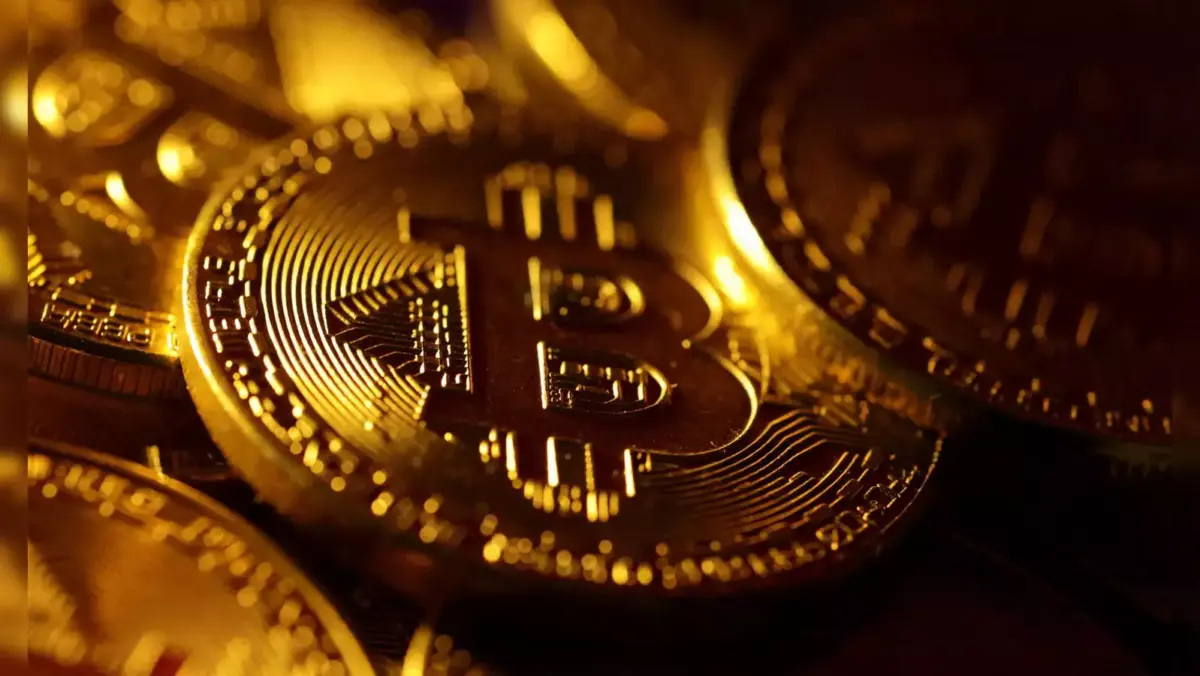 Bitcoin Dips Below $60K: Whales and Mt. Gox Trigger Sharp Sell-Off