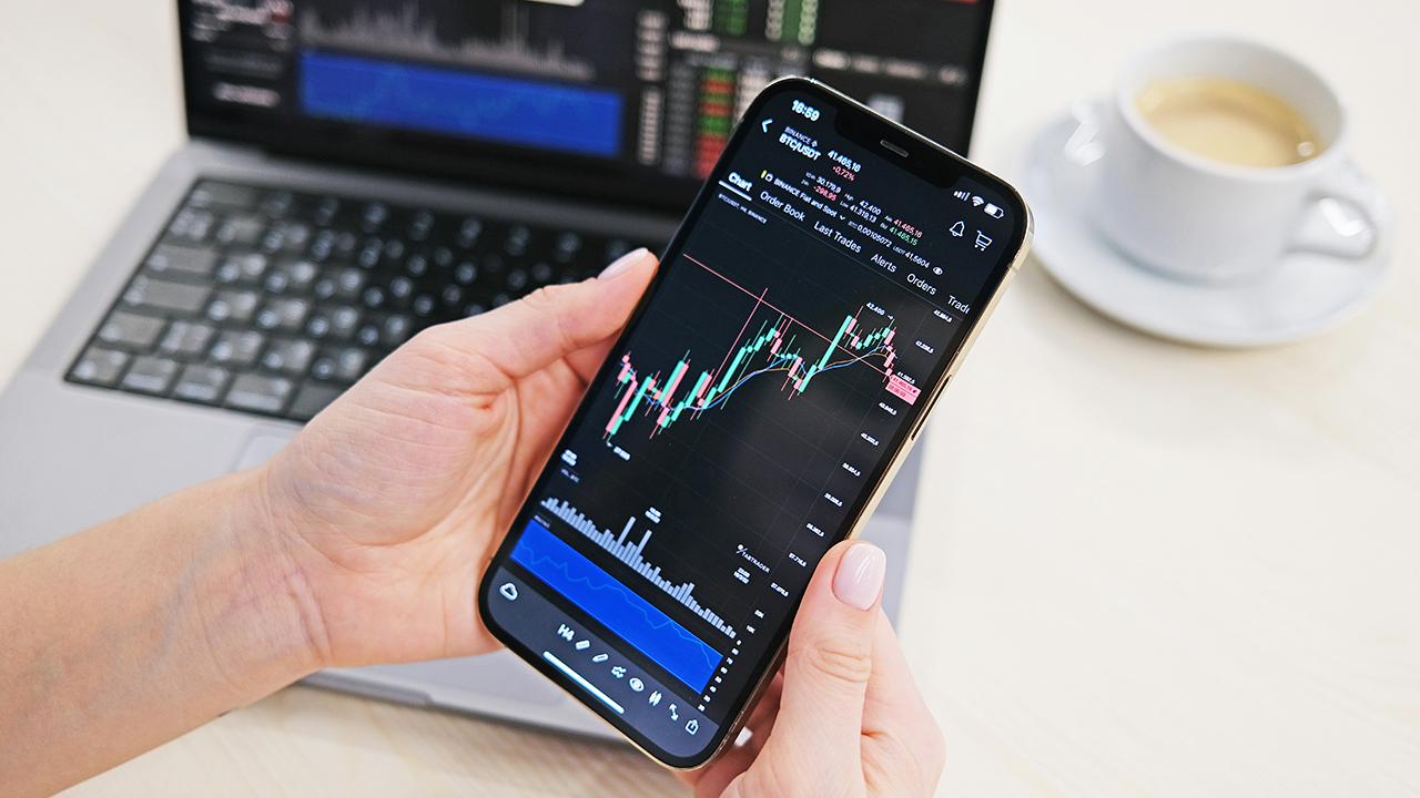 Top 11 Free Crypto Mining Apps For Android In 2025