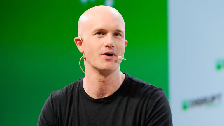 Coinbase CEO Apologizes for Delayed Solana Transactions