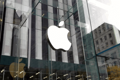 Apple’s Ai-Powered Siri Overhaul Faces Bugs, Possible Delays