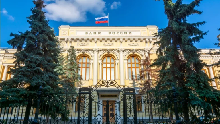 Russian Bank Plans 3-Year Crypto Trial for Qualified Investors