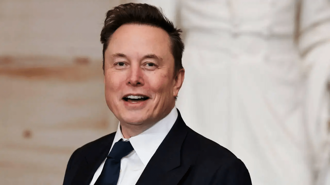 Elon Musk Takes Dig At Crypto Scammers Posing As “Hot Girls”