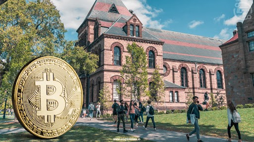 Blackrock Bitcoin Etf Bags $4.9M From Brown University