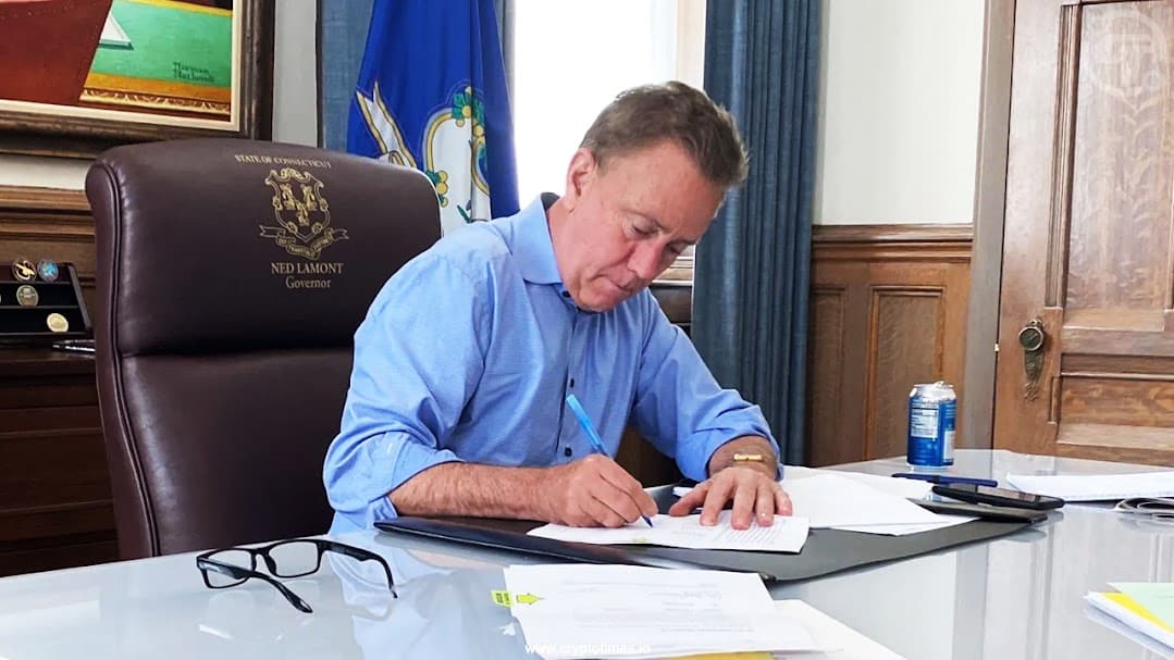 Connecticut Bans State Investment in Cryptocurrencies