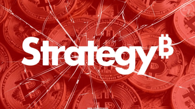 Bearish Strategy ETF SMST Spikes 7% Amid Correction Risk in Bitcoin