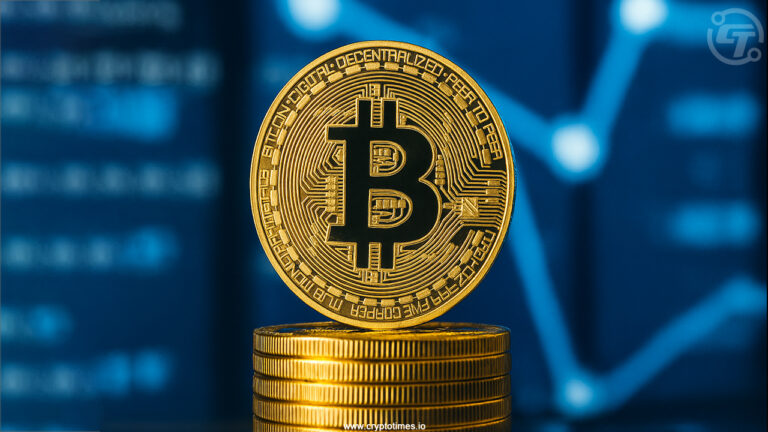 Bitcoin Tests $118K Support as Short-Term Holders Accumulate
