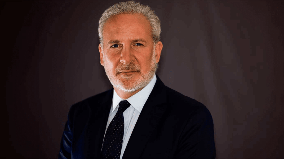 Peter Schiff Bitcoin in Retirement Plans Makes U.S. Problem Worse