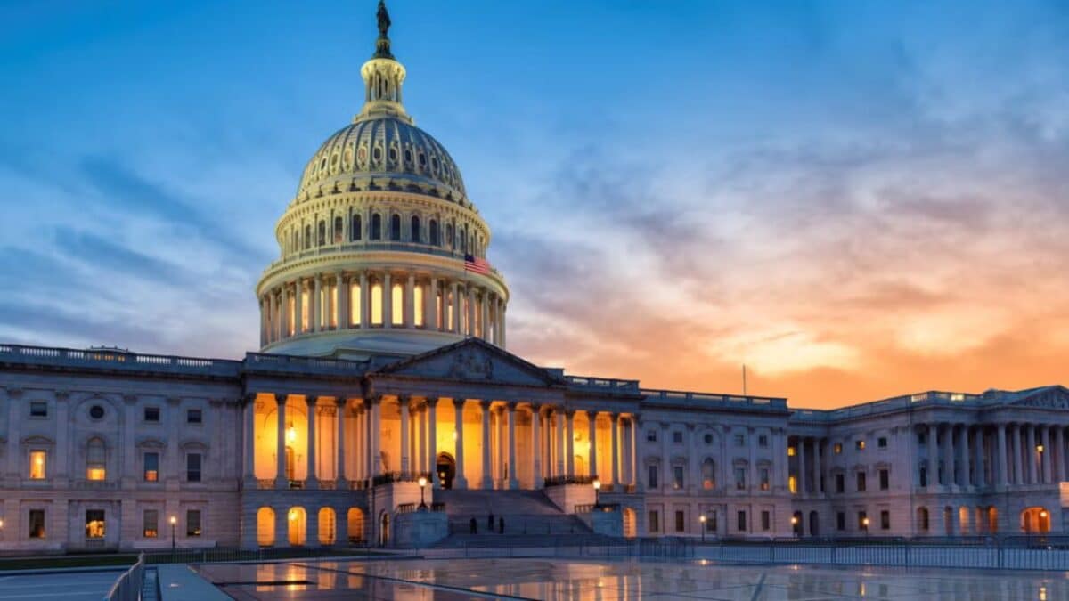 U.S. Senate Moves to Ban Retail CBDC, Adds 2030 Sunset Clause
