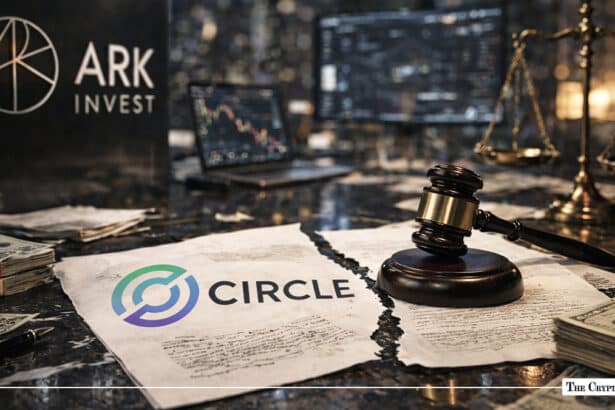 ARK Invest Sells Circle Shares as USDC Lawsuit Heats Up