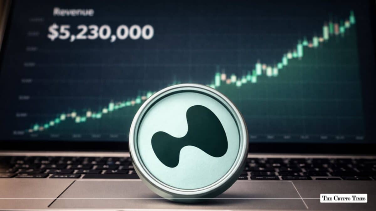 Hyperliquid Posts $5.23M Revenue Day — Biggest Since February as Bitcoin Tops $77K