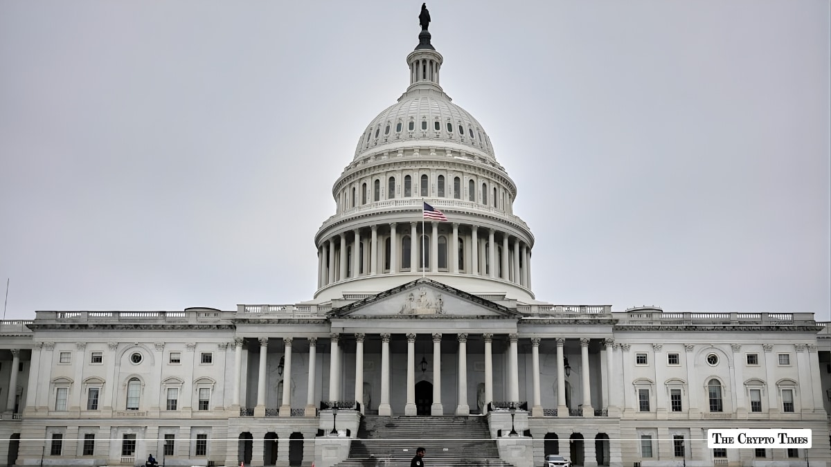 U.S. Senators Attempt to Fix Bank-Crypto Divide on Stablecoin Rewards