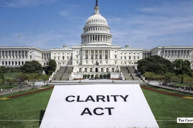 CLARITY Act Update: Banks and Crypto Both Hate It—White House Calls It a Deal