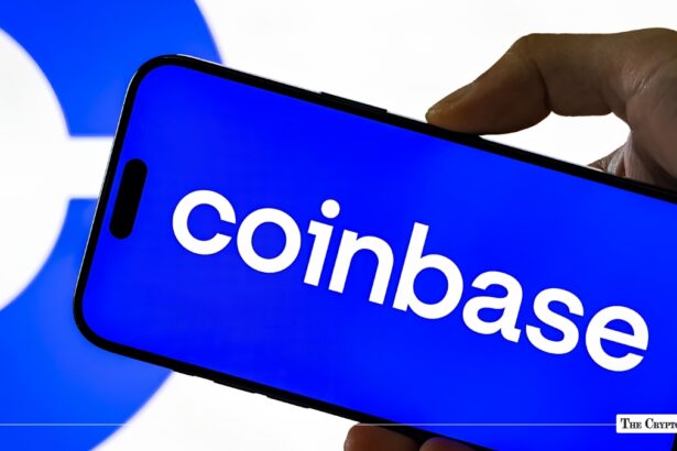 Coinbase Brings Back Direct Deposit to Auto-Invest Paychecks Into Crypto