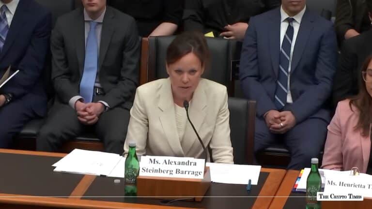 Former FDIC Official Says Banks Are Quietly Embracing Crypto