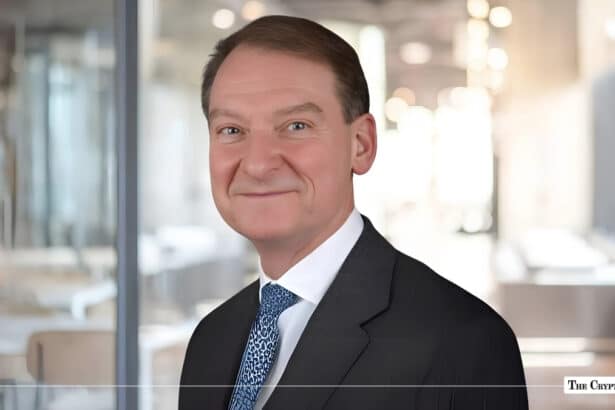 SEC Chair Flags ‘Crypto Vaults’ as Next Regulatory Frontier, Backs CLARITY Act