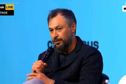 Solana Co-Founder Urges Builders to Rethink Crypto for Mainstream