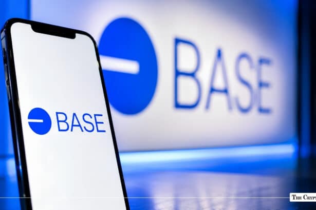 Base Mainnet Stalls After Invalid Block Triggers Consensus Failure