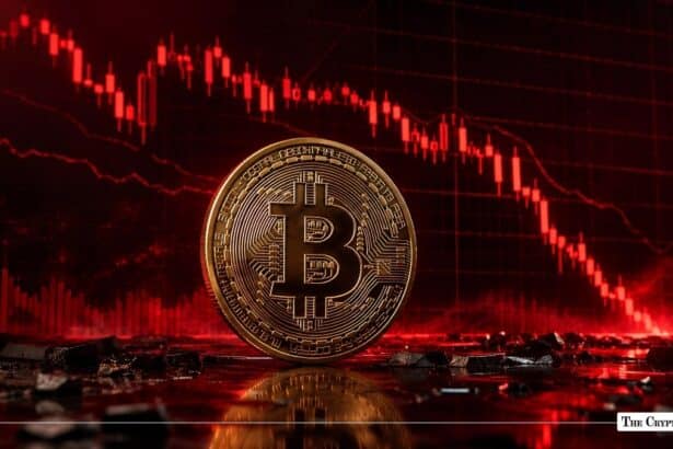 Bitcoin Falls Below $60K as ETF Outflows Fuel Selling