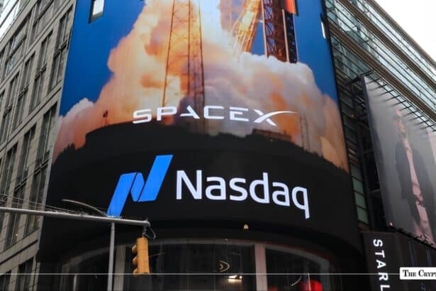 Elon Musk's SpaceX Rallies 20% in Blockbuster Nasdaq debut