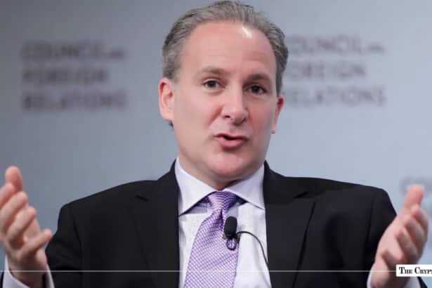 Peter Schiff Takes Aim at Michael Saylor as STRC Price Drops