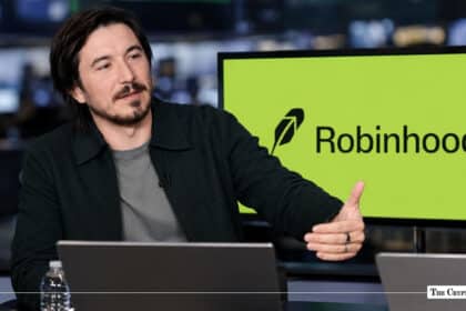 Robinhood Cuts 10% of Staff, Eliminating 290 Roles in Restructuring