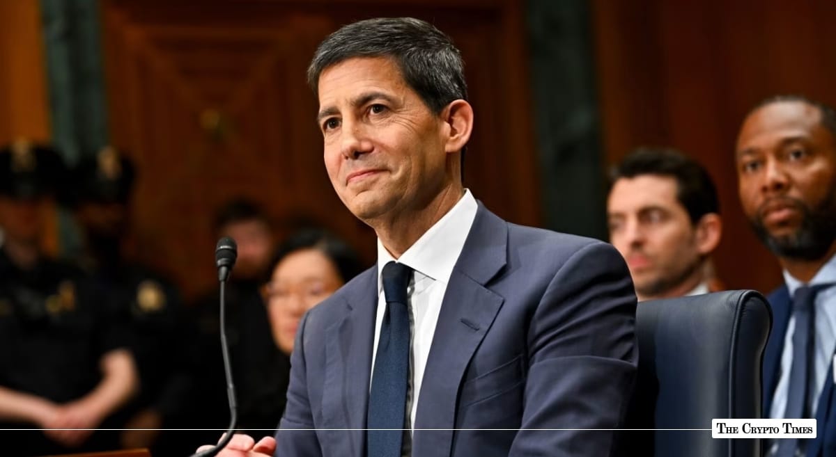 Fed Chair Warsh Calls for Regulator Coordination on GENIUS Act