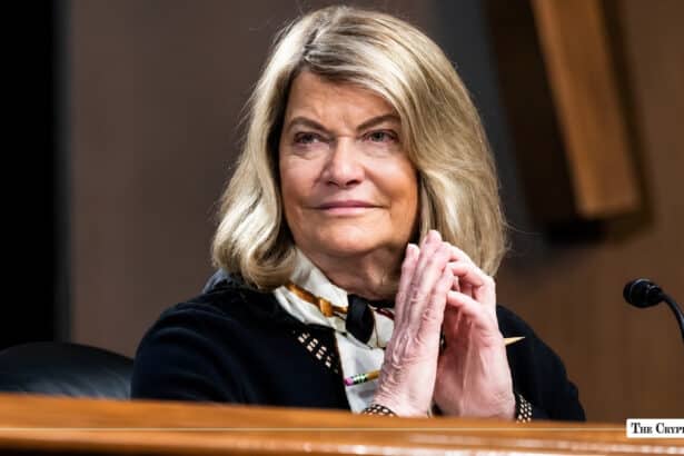 Senator Lummis Defends CLARITY Act Over Trump Divestment Rule
