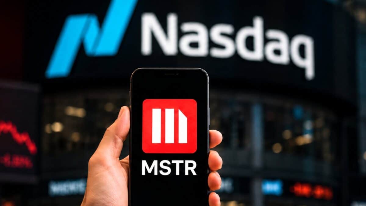 MSTR Opens 4.5% Lower on Nasdaq After Strategy Sells Bitcoin
