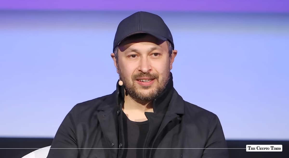 Solana Co-Founder Defends AI Training on Public Online Content