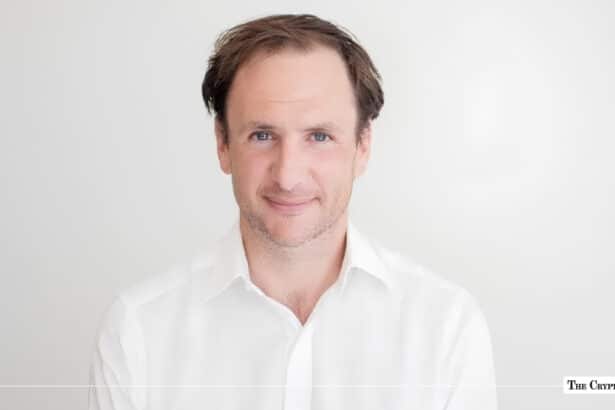 Tether's Ex-CIO Moves to Sell Stake, Offering a Rare Glimpse Into Its Ownership