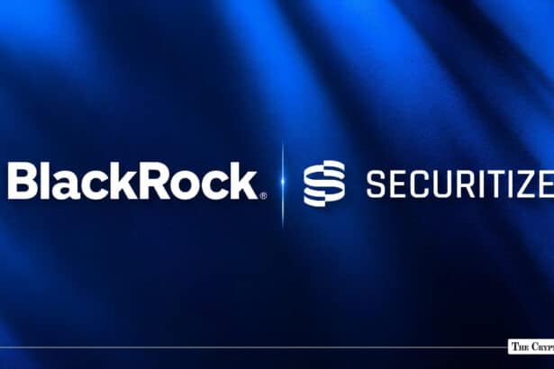 BlackRock Expands Tokenized Cash Strategy With BRSRV, BSTBL