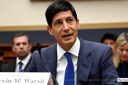 Fed Chair Kevin Warsh Completes Sale of Holdings Under Ethics Agreement