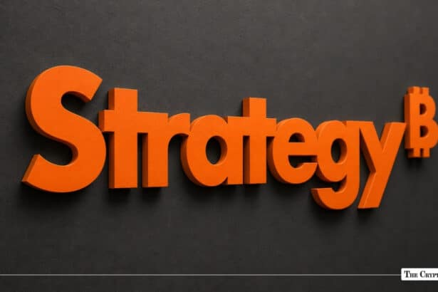 Strategy Authorizes Up to $5B in Bitcoin Sales as 843,775 BTC Stack Sits $9B Underwater