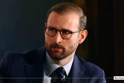 White House Crypto Adviser Bullish on CLARITY Act Ahead of September 15 Vote
