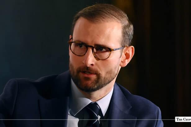 White House Crypto Adviser Bullish on CLARITY Act Ahead of September 15 Vote