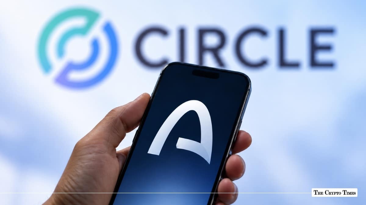 A hand holding a smartphone with the Arc logo in front of a blurred Circle company logo.
