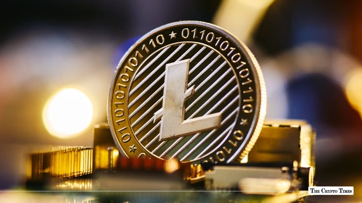 Litecoin Rises 5.5% While Bitcoin Falls, Trading Volume Nears $948M
