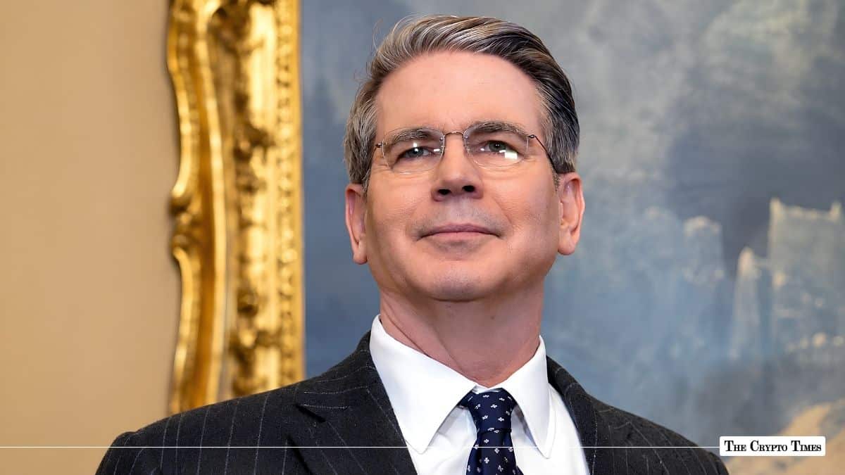 Portrait of U.S. Treasury Assistant Secretary Paul Rosen wearing glasses and a suit